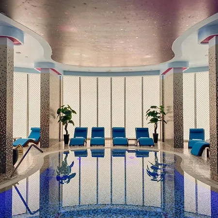 White Tower 502 * مامايا