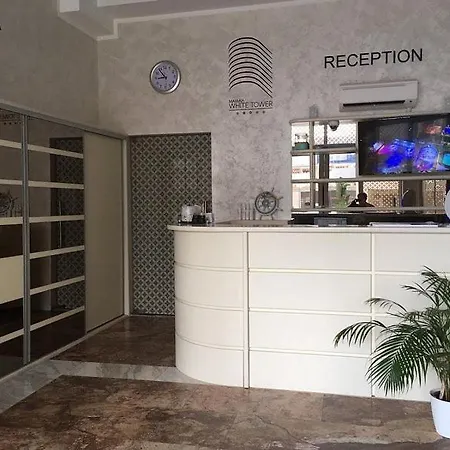 White Tower 502 مامايا
